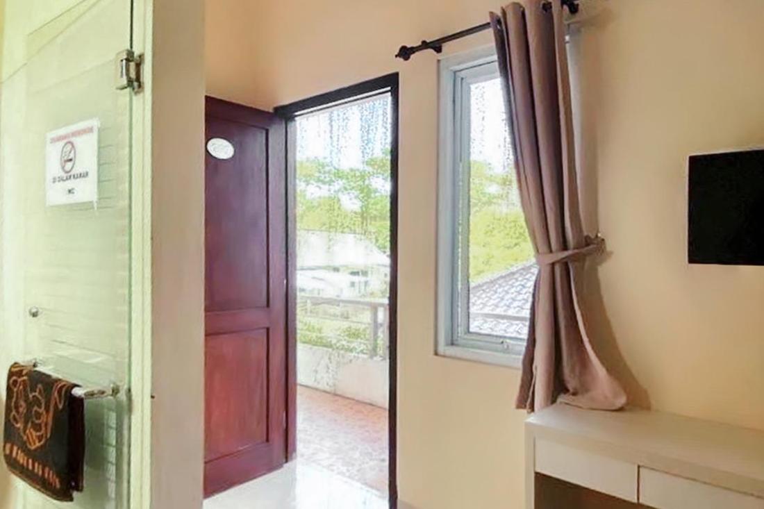 Fabel Homestay Palembang Bagian luar foto